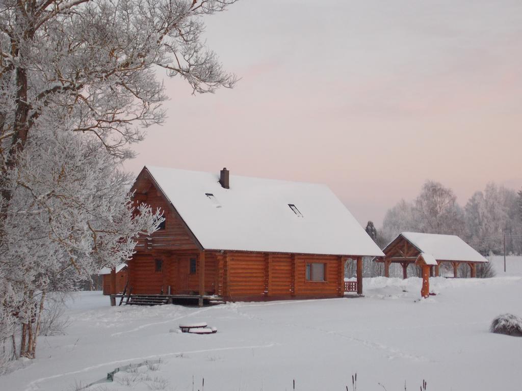 Guest House Kalnini Kārļi Eksteriør billede