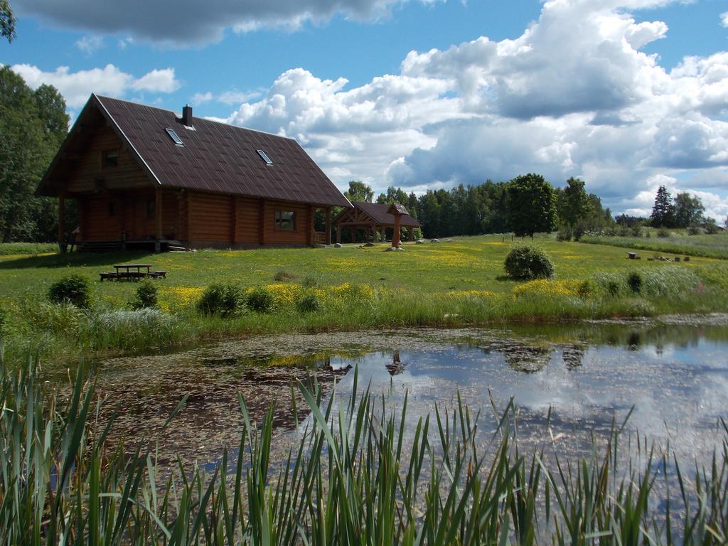 Guest House Kalnini Kārļi Eksteriør billede