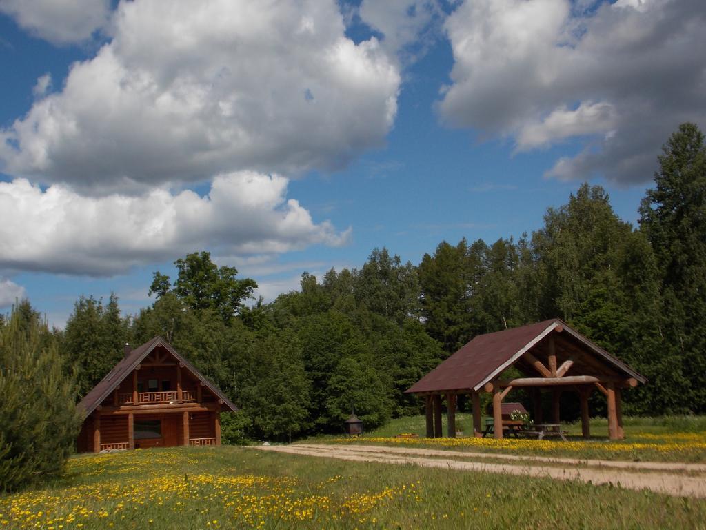 Guest House Kalnini Kārļi Eksteriør billede